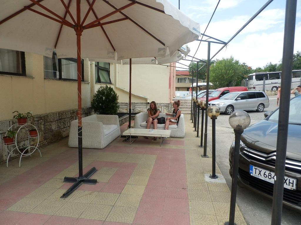Olimpia Supersnab Hotel Baltschik Exterior foto